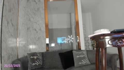 mafearias23 online show from 12.22.25