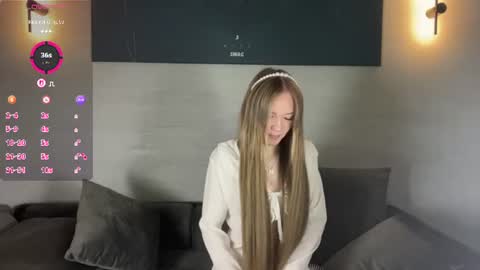 Snapshot of magdalenebirdtail chatting on 08.03.26 Marie online show from 08.03.26