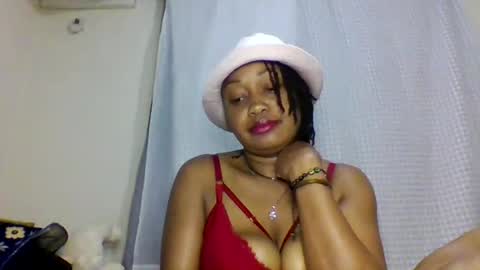 magdalinemus online show from 11.18.25