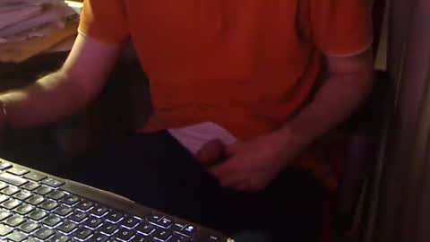 Snapshot of magellano98 chatting on 09.21.25 Boy Sexy XXX online show from 09.21.25