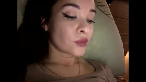 magggg658318 online show from 01.19.25