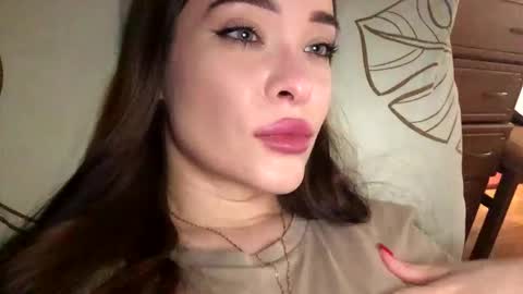 magggg658318 online show from 09.28.25