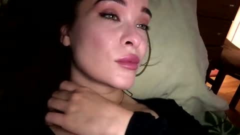 magggg658318 online show from 11.09.25