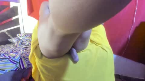 Snapshot of maggie_fit chatting on 01.06.25 maggie_fit online show from 01.06.25