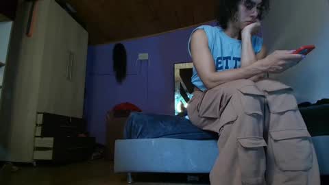 Snapshot of maggie_fit chatting on 03.04.25 maggie_fit online show from 03.04.25