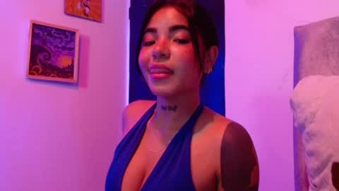 Snapshot of maggie_love77 chatting on 05.15.26 maggie online show from 05.15.26