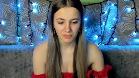 Maggie online show from 02.10.25
