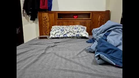 maggiegigolo online show from 05.20.26