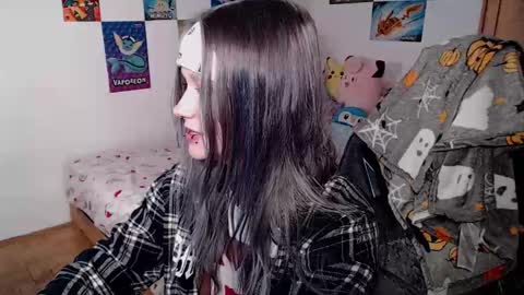 Snapshot of maggieswaggy chatting on 12.03.25 Magdalene Swaggy online show from 12.03.25