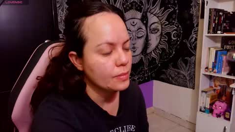 Claire online show from 09.14.25