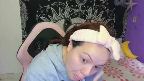 Snapshot of magic_clairewitch chatting on 07.17.26 Claire online show from 07.17.26