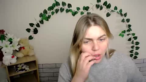 Snapshot of magic_katarina_ chatting on 12.12.24 magic_katarina_ online show from 12.12.24
