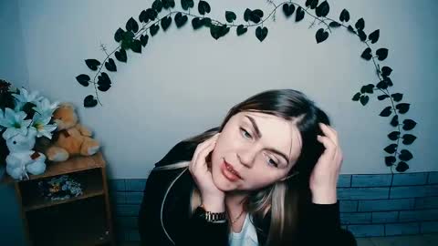 Snapshot of magic_katarina_ chatting on 02.18.25 magic_katarina_ online show from 02.18.25