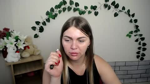 Snapshot of magic_katarina_ chatting on 09.22.25 magic_katarina_ online show from 09.22.25