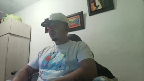 magic_milk23 online show from 10.06.25