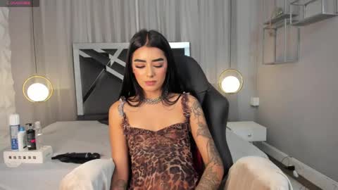 Scarlet online show from 02.23.25