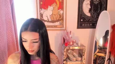 Scarlet online show from 10.07.25