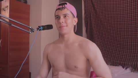 Snapshot of magic_tony chatting on 01.23.25 Tony Hoffa online show from 01.23.25