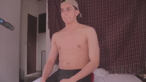 Snapshot of magic_tony chatting on 01.24.25 Tony Hoffa online show from 01.24.25