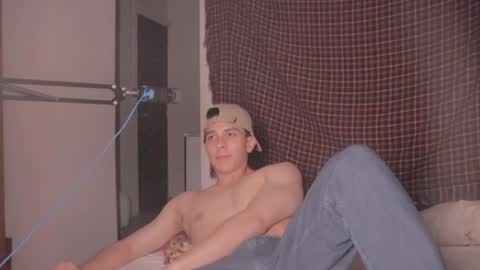 Snapshot of magic_tony chatting on 01.26.25 Tony Hoffa online show from 01.26.25