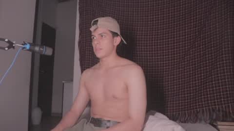 Snapshot of magic_tony chatting on 02.08.25 Tony Hoffa online show from 02.08.25