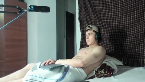 Snapshot of magic_tony chatting on 02.17.25 Tony Hoffa online show from 02.17.25