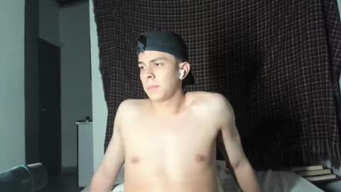 Snapshot of magic_tony chatting on 02.19.25 Tony Hoffa online show from 02.19.25