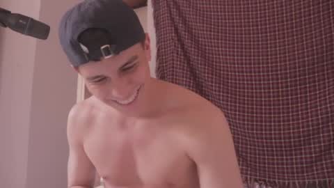 Snapshot of magic_tony chatting on 02.23.25 Tony Hoffa online show from 02.23.25