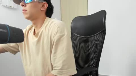 Snapshot of magic_tony chatting on 03.09.25 Tony Hoffa online show from 03.09.25