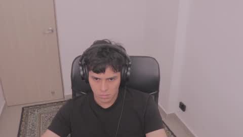 Snapshot of magic_tony chatting on 09.14.25 Tony Hoffa online show from 09.14.25