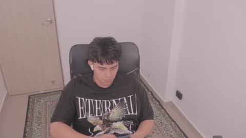 Snapshot of magic_tony chatting on 09.16.25 Tony Hoffa online show from 09.16.25