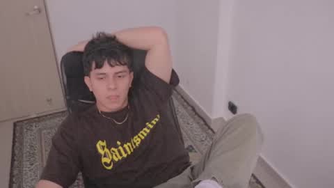 Snapshot of magic_tony chatting on 09.17.25 Tony Hoffa online show from 09.17.25