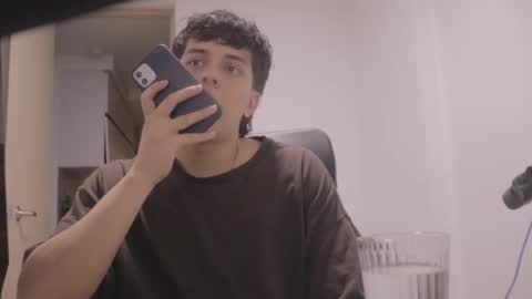 Snapshot of magic_tony chatting on 10.18.25 Tony Hoffa online show from 10.18.25