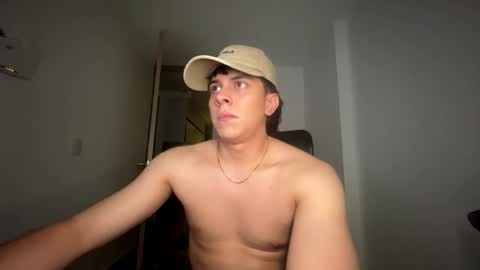 Snapshot of magic_tony chatting on 10.18.25 Tony Hoffa online show from 10.18.25