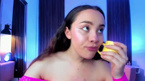 Vera  online show from 02.18.26