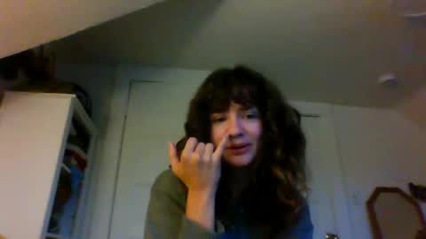 Snapshot of magicalmissmolly chatting on 10.17.25 magicalmissmolly online show from 10.17.25