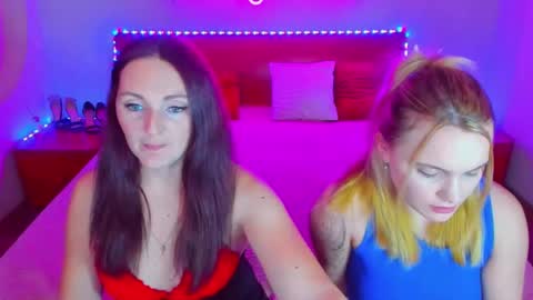 Lili and Bella online show from 12.06.24