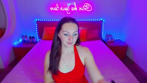 Lili and Bella online show from 12.08.24