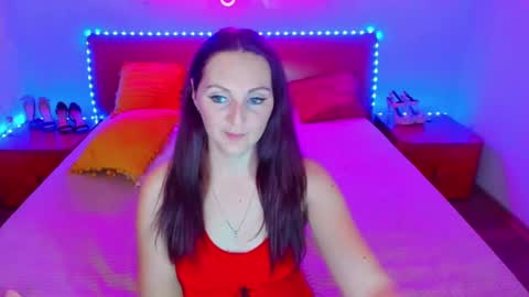 Lili and Bella online show from 12.08.24