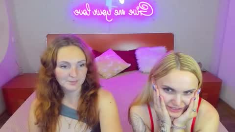 Lili and Bella online show from 10.28.25