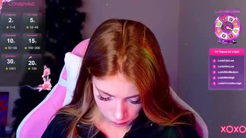 Snapshot of magicladyy chatting on 01.22.25 Angel online show from 01.22.25