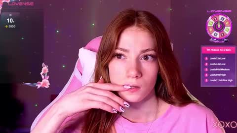 Snapshot of magicladyy chatting on 03.05.25 Angel online show from 03.05.25