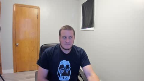 Snapshot of magicman176 chatting on 11.03.25 Magic176 online show from 11.03.25