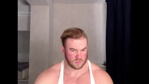 Snapshot of magicmax2017 chatting on 02.04.25 magicmax2017 online show from 02.04.25