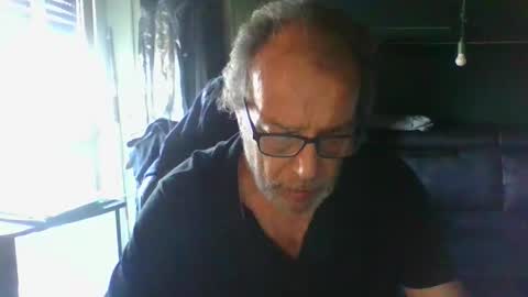 magicomerlino63 online show from 09.18.25