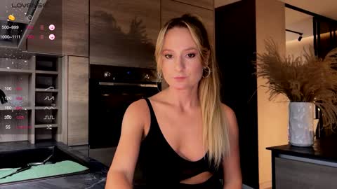 magicpeaach online show from 12.01.24