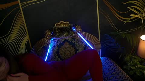 Snapshot of magicpeachhs chatting on 01.14.25 Emily online show from 01.14.25