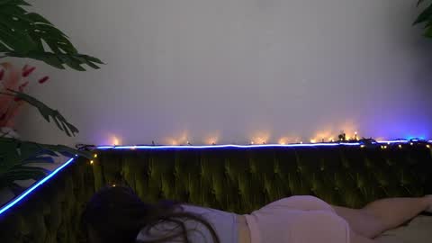 Snapshot of magicpeachhs chatting on 01.15.25 Emily online show from 01.15.25