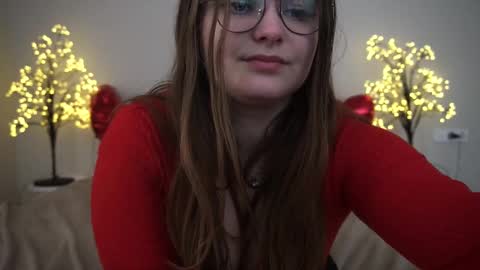 Snapshot of magicpeachhs chatting on 02.25.25 Emily online show from 02.25.25