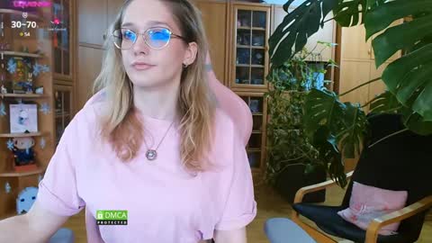 Nicole online show from 01.13.25